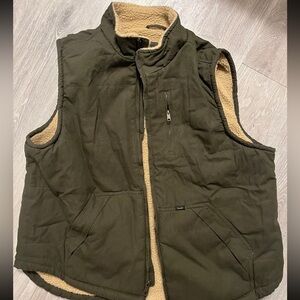 Men’s Lee Vest